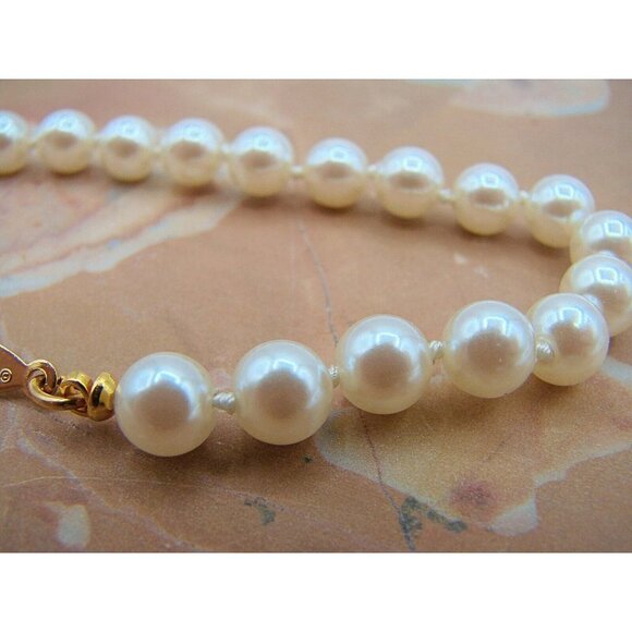 Napier Faux Pearl Gold Tone Bracelet 6 3/4" Delicate Fashion Vintage Elegant - Picture 3 of 7
